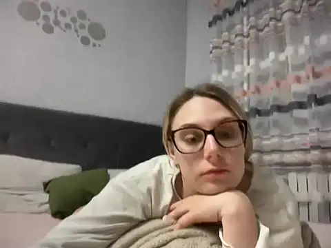 NikexPretty online show from March 31, 2026, 5:15 pm