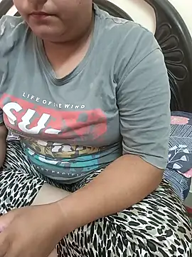 payal 261072  online show from September 24, 2025, 2:51 am