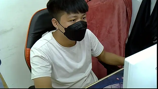 Snapshot of zhu000000 chatting on September 16, 2025, 2:56 am zhu000000 online show from September 16, 2025, 2:56 am