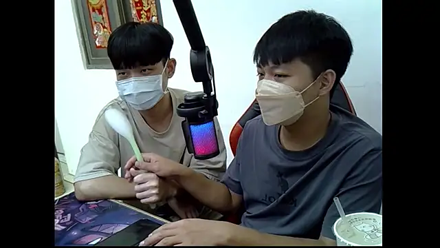 Snapshot of zhu000000 chatting on October 14, 2025, 7:31 am zhu000000 online show from October 14, 2025, 7:31 am