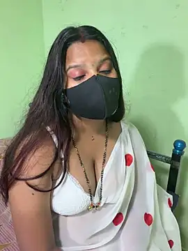 Snapshot of Shneeha_le chatting on February 11, 2026, 4:51 pm Shneeha le online show from February 11, 2026, 4:51 pm