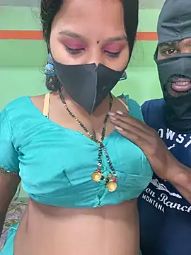 Snapshot of Shneeha_le chatting on March 13, 2026, 4:45 pm Shneeha le online show from March 13, 2026, 4:45 pm