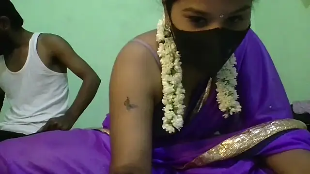 Shneeha le online show from October 7, 2025, 2:18 pm