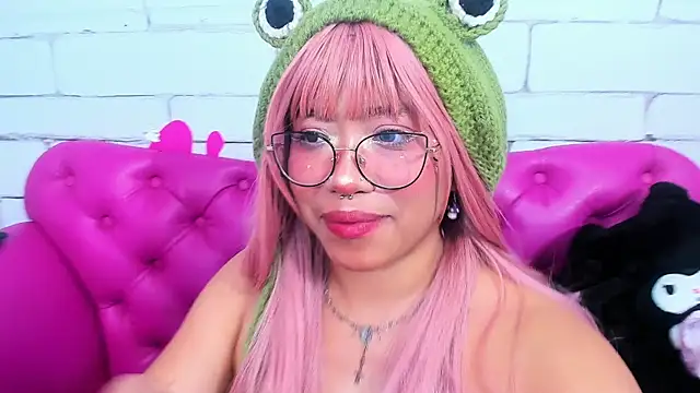 SafiroAgataaa online show from October 1, 2025, 7:46 am