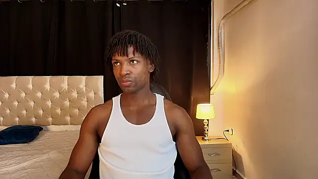 Snapshot of tau_montes chatting on March 20, 2026, 1:50 am tau montes online show from March 20, 2026, 1:50 am