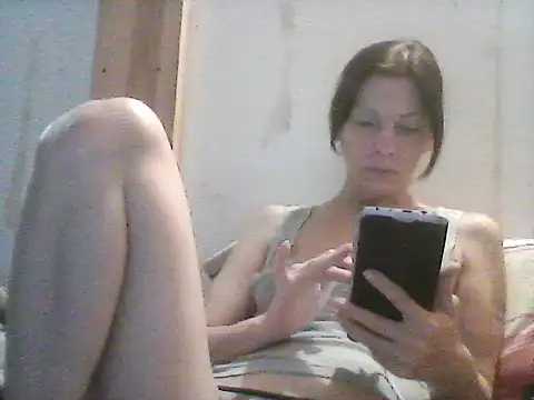 Snapshot of Milana38 chatting on June 14, 2026, 6:31 pm Milana38 online show from June 14, 2026, 6:31 pm