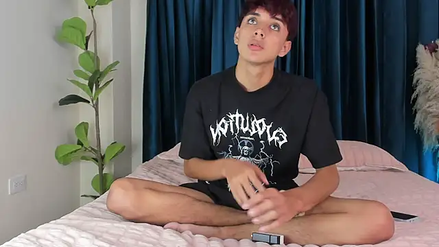 Jack Noir online show from September 30, 2025, 1:39 pm