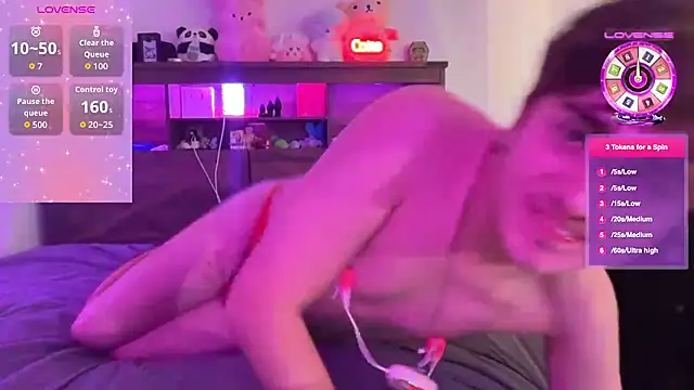 michaeltorrexxx online show from March 23, 2026, 8:19 pm