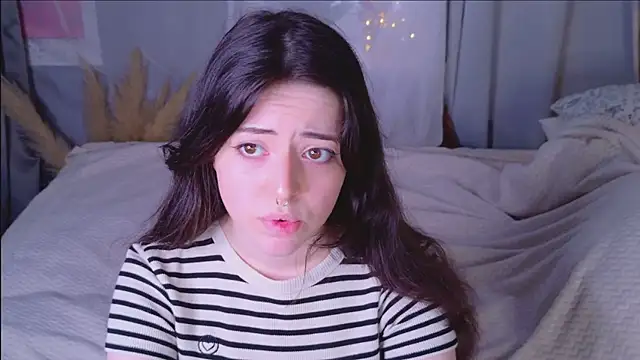 SoftAmora online show from January 10, 2026, 6:53 am