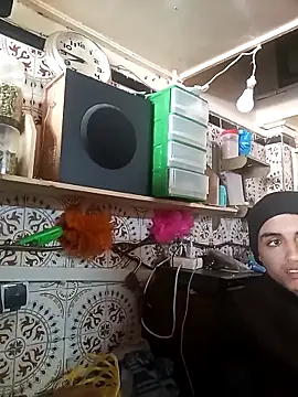 boy arabe 20 online show from February 17, 2026, 11:29 am