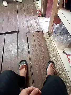 boy arabe 20 online show from February 16, 2026, 2:59 pm