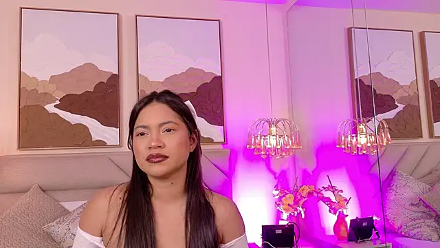 Snapshot of kendalFox_ chatting on November 26, 2025, 1:49 am kendalFox online show from November 26, 2025, 1:49 am