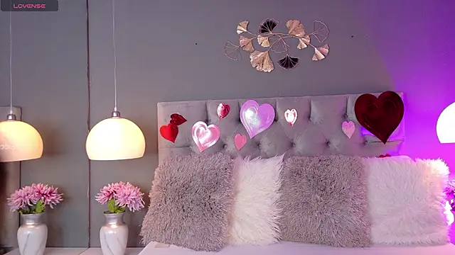 Snapshot of kendalFox_ chatting on February 14, 2026, 3:40 am kendalFox online show from February 14, 2026, 3:40 am