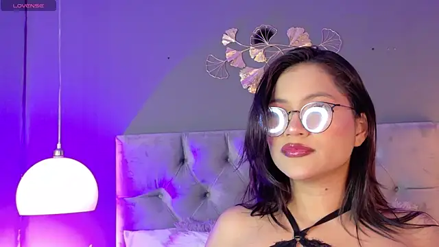 Snapshot of kendalFox_ chatting on March 9, 2026, 1:09 am kendalFox online show from March 9, 2026, 1:09 am