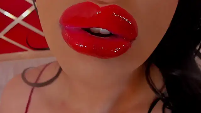 Snapshot of sweet_Elizabeth chatting on July 13, 2026, 1:10 pm sweet Elizabeth online show from July 13, 2026, 1:10 pm
