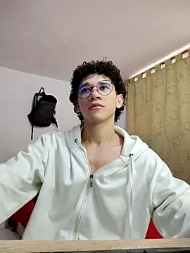 Tom Blues online show from September 23, 2025, 12:01 pm