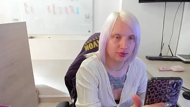 Snapshot of Sun_Sooll_ chatting on March 9, 2026, 10:13 pm Sun Sooll online show from March 9, 2026, 10:13 pm