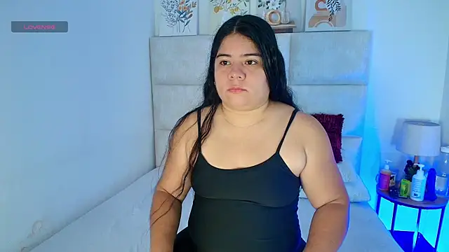 elizawiliamst online show from July 7, 2026, 10:41 am