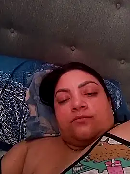 tiffany Johnson1 online show from April 22, 2026, 1:29 pm