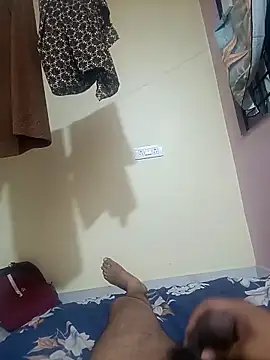 bobby3374 online show from October 2, 2025, 5:27 pm