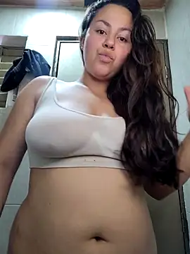 camila-titis online show from September 14, 2025, 7:58 pm