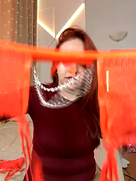 PollyVinice online show from September 29, 2025, 11:49 am