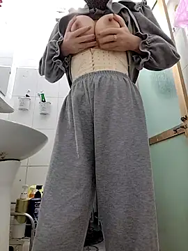 simsim-00 online show from December 13, 2025, 8:04 pm