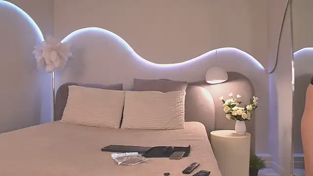 Snapshot of NicolSpace chatting on February 23, 2026, 3:41 am NicolSpace online show from February 23, 2026, 3:41 am