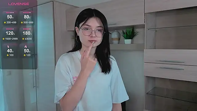 Susan Gardner online show from November 14, 2025, 6:06 am