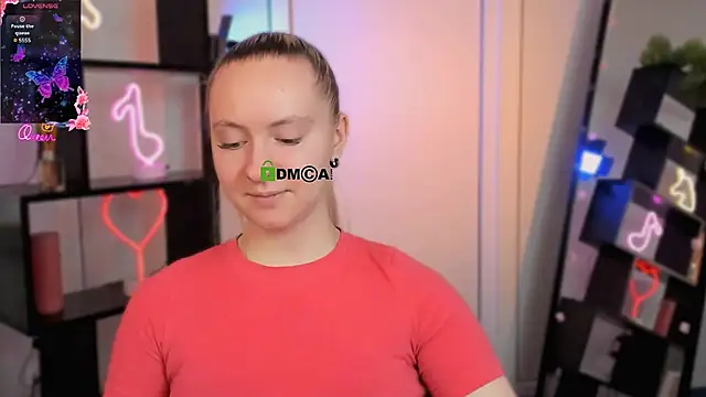 Snapshot of mila_glow1 chatting on March 4, 2026, 12:46 pm mila glow1 online show from March 4, 2026, 12:46 pm