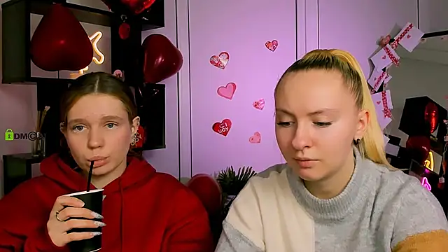 Snapshot of mila_glow1 chatting on February 16, 2026, 7:12 pm mila glow1 online show from February 16, 2026, 7:12 pm