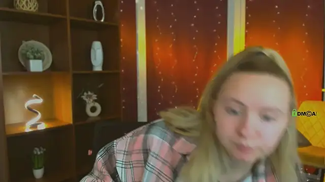 mila glow1 online show from May 2, 2026, 6:46 pm