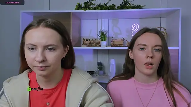 mila glow1 online show from October 10, 2025, 8:37 am