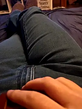 Horny mummy online show from November 26, 2025, 3:45 pm