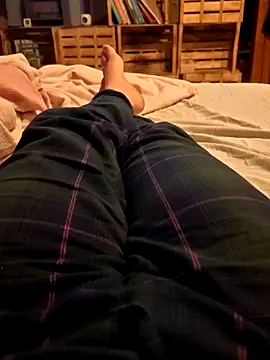 Horny mummy online show from May 7, 2026, 7:50 pm