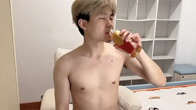 Snapshot of xiaoyang5200 chatting on March 28, 2026, 10:38 am xiaoyang5200 online show from March 28, 2026, 10:38 am