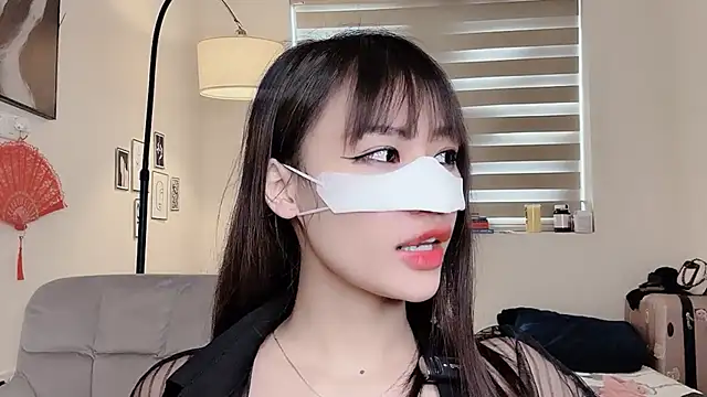 MaiLiiil online show from October 1, 2025, 3:11 am