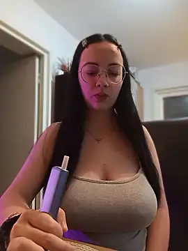 IvyClouds online show from June 30, 2026, 1:55 pm