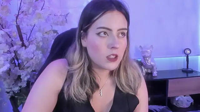 Jenny Wolridge  online show from October 31, 2025, 5:09 pm