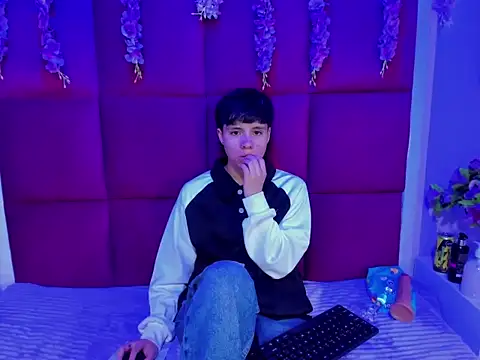 Bruno Cruzz online show from October 5, 2025, 2:24 am