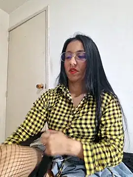SofiiMilf online show from April 28, 2026, 8:24 pm