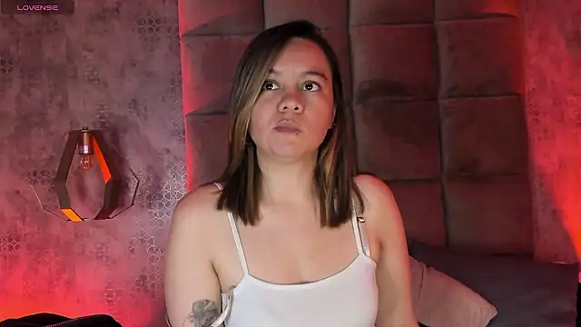 Sky Junne online show from February 13, 2026, 5:02 pm