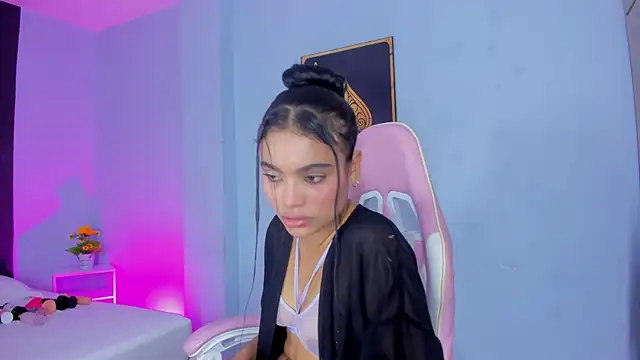 SammyRose  online show from September 22, 2025, 8:04 pm