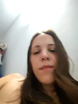 Snapshot of lauflor chatting on March 16, 2026, 11:14 am lauflor online show from March 16, 2026, 11:14 am