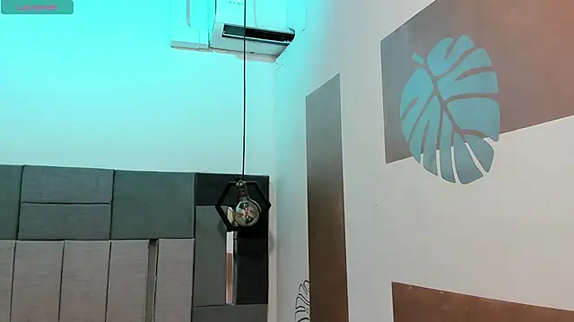 VictoriaDuart online show from February 22, 2026, 8:21 pm