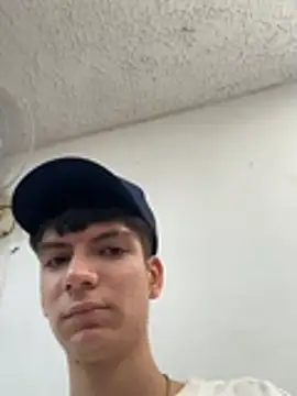 Luck  090 online show from April 14, 2026, 1:49 pm