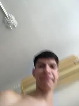 Snapshot of Luck__090 chatting on September 30, 2025, 4:24 pm Luck 090 online show from September 30, 2025, 4:24 pm