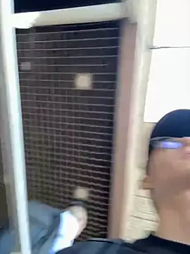 Snapshot of Luck__090 chatting on November 7, 2025, 6:01 pm Luck 090 online show from November 7, 2025, 6:01 pm