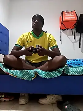 Snapshot of MackMacKenzie chatting on November 7, 2025, 5:01 am MackMacKenzie online show from November 7, 2025, 5:01 am