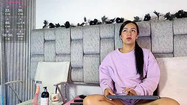 Snapshot of Nath_velvet chatting on March 11, 2026, 1:05 pm Nath velvet online show from March 11, 2026, 1:05 pm